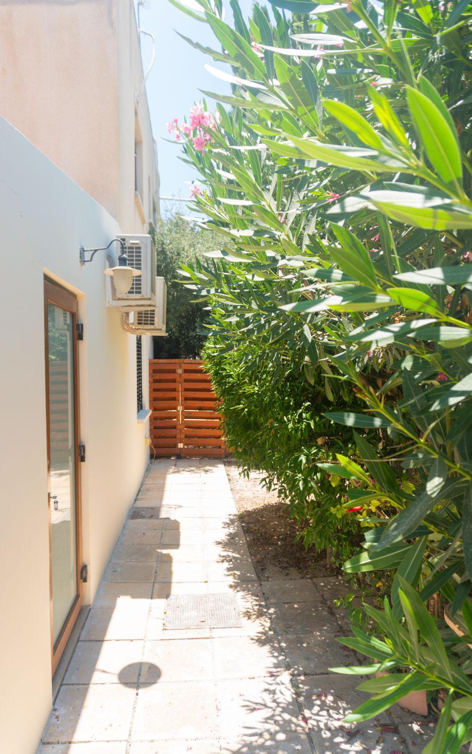 Dub House 3 Apartment Paphos Exterior photo